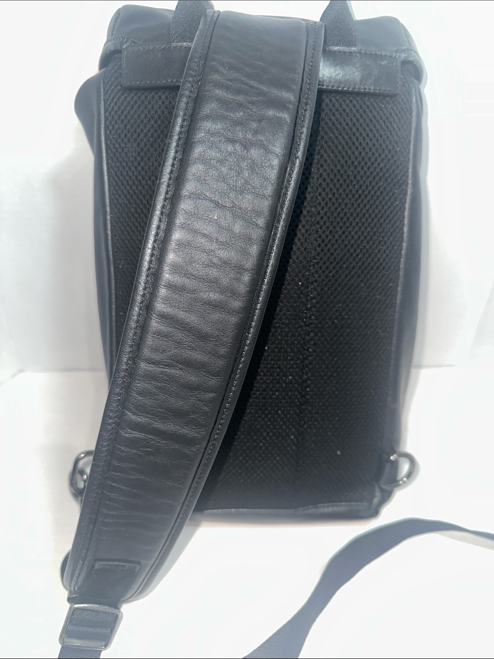 Coach Ranger leather Sling back pack - Picture 4 of 9